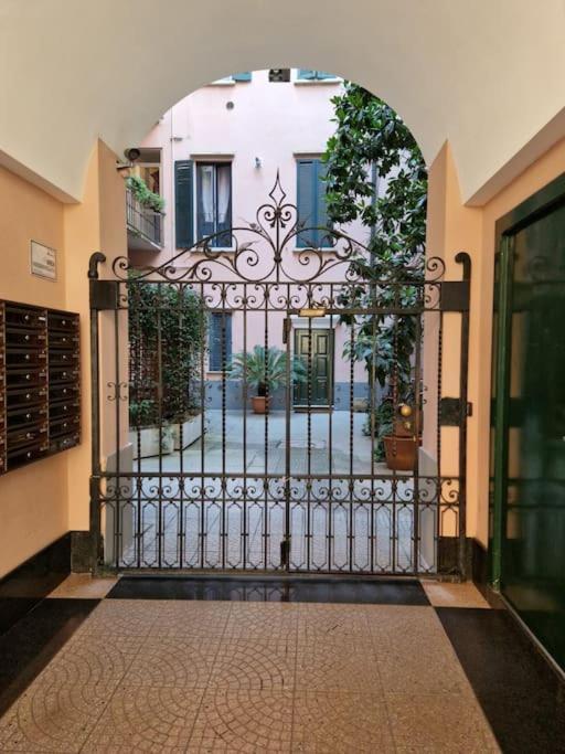 米兰Cozy Flat Mins Walk To Navigli And Metro Porta Genova公寓 外观 照片